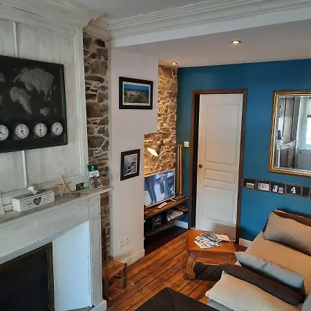 Le Ras D'eau A Apartment Granville