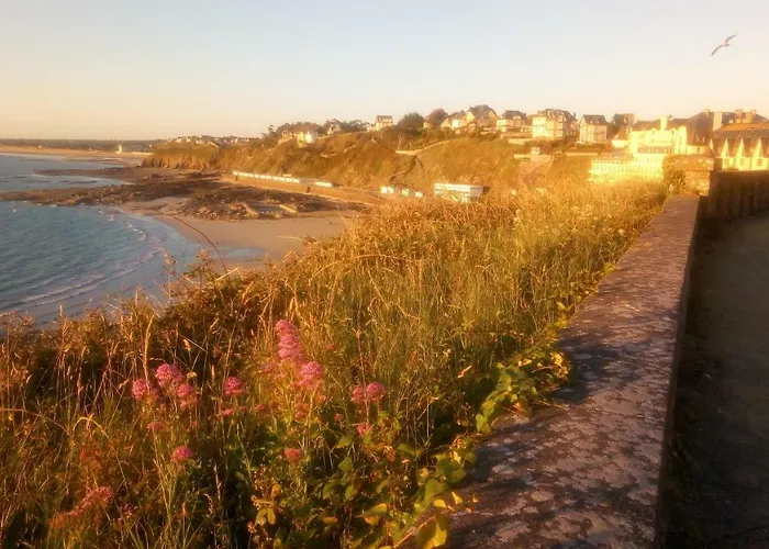 Le Ras D'eau A Granville