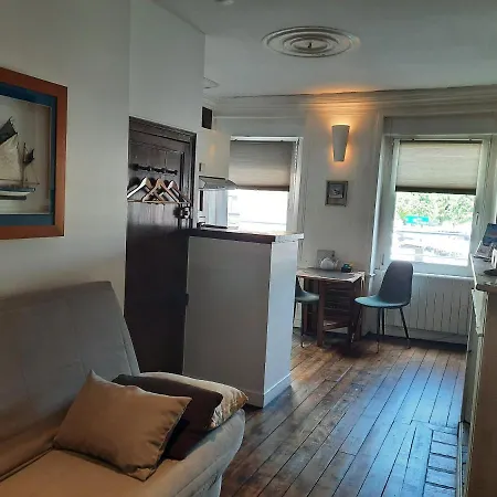 Le Ras D'eau A * 格朗维尔